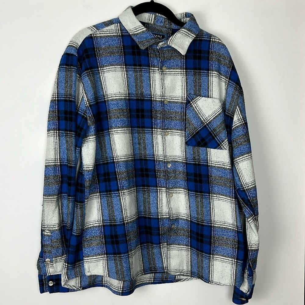 Boohoo Man Shirt -‎ Men's Medium